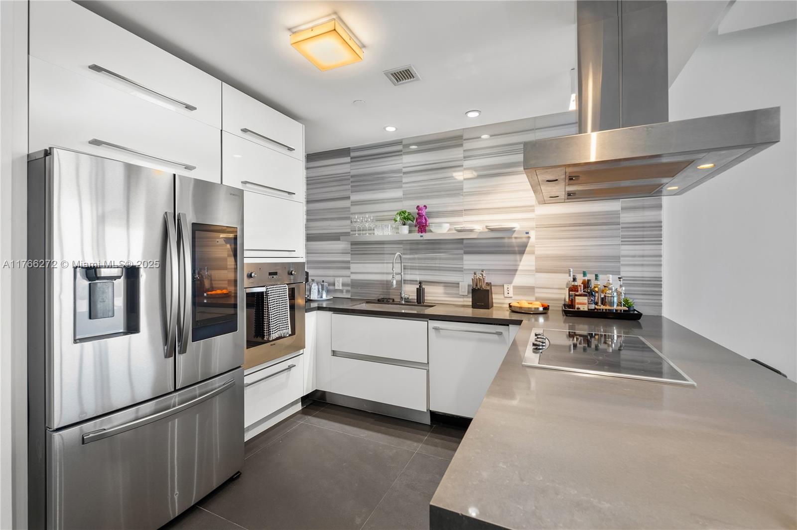 1100 Biscayne Boulevard, Unit 5303 Miami, FL 33132 - Photo 11 of 40