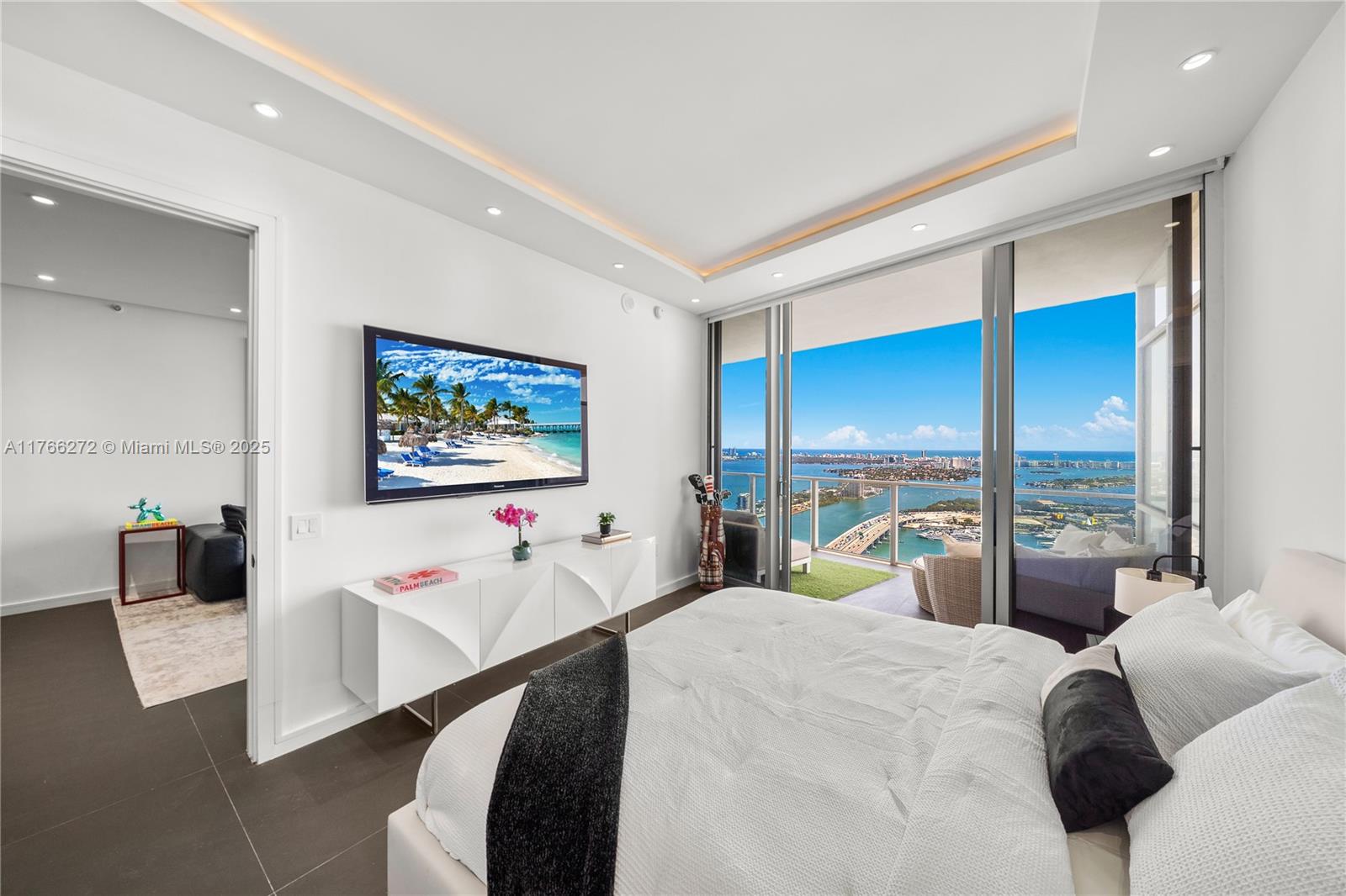 1100 Biscayne Boulevard, Unit 5303 Miami, FL 33132 - Photo 13 of 40