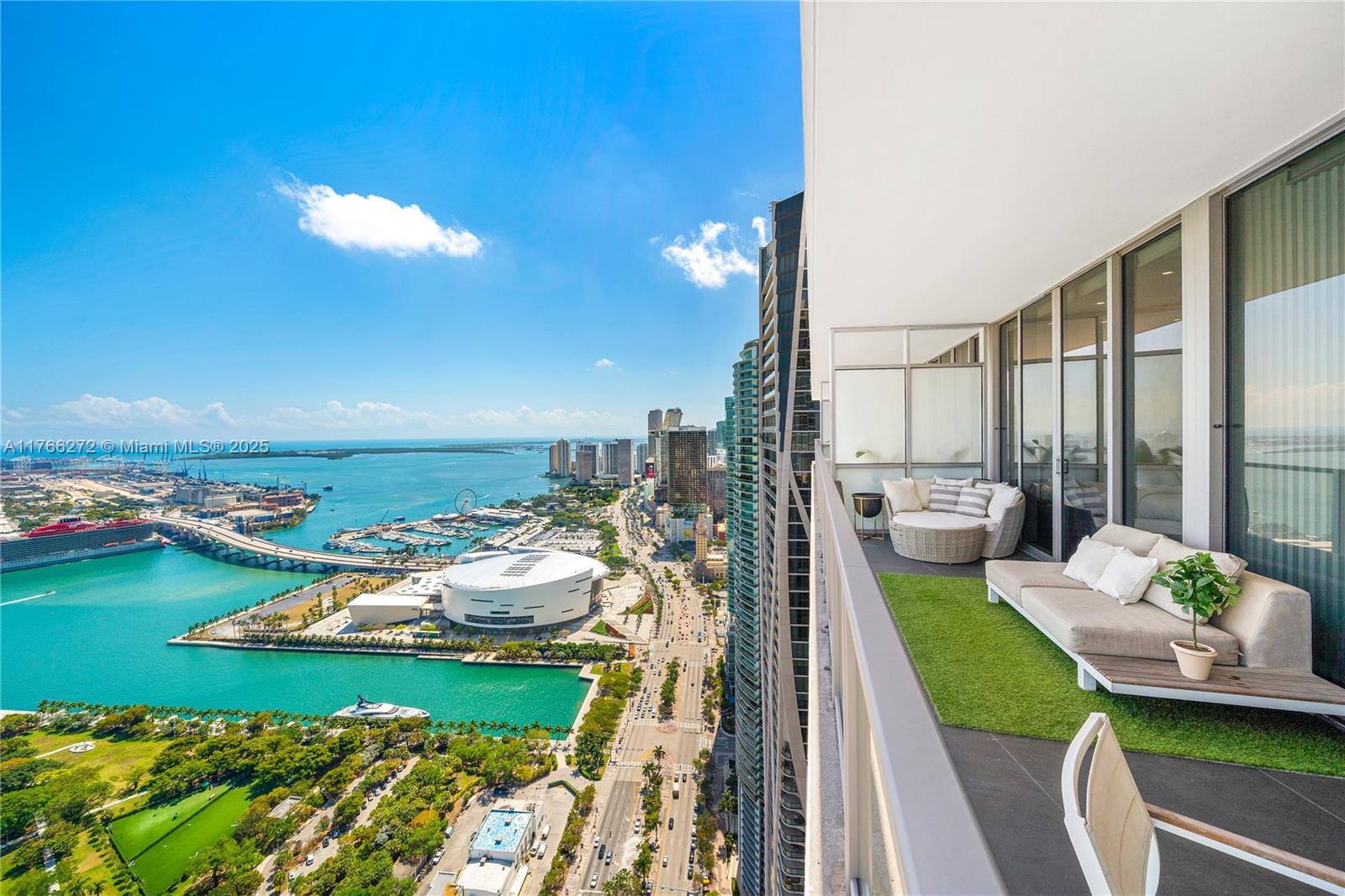 1100 Biscayne Boulevard, Unit 5303 Miami, FL 33132 - Photo 17 of 40