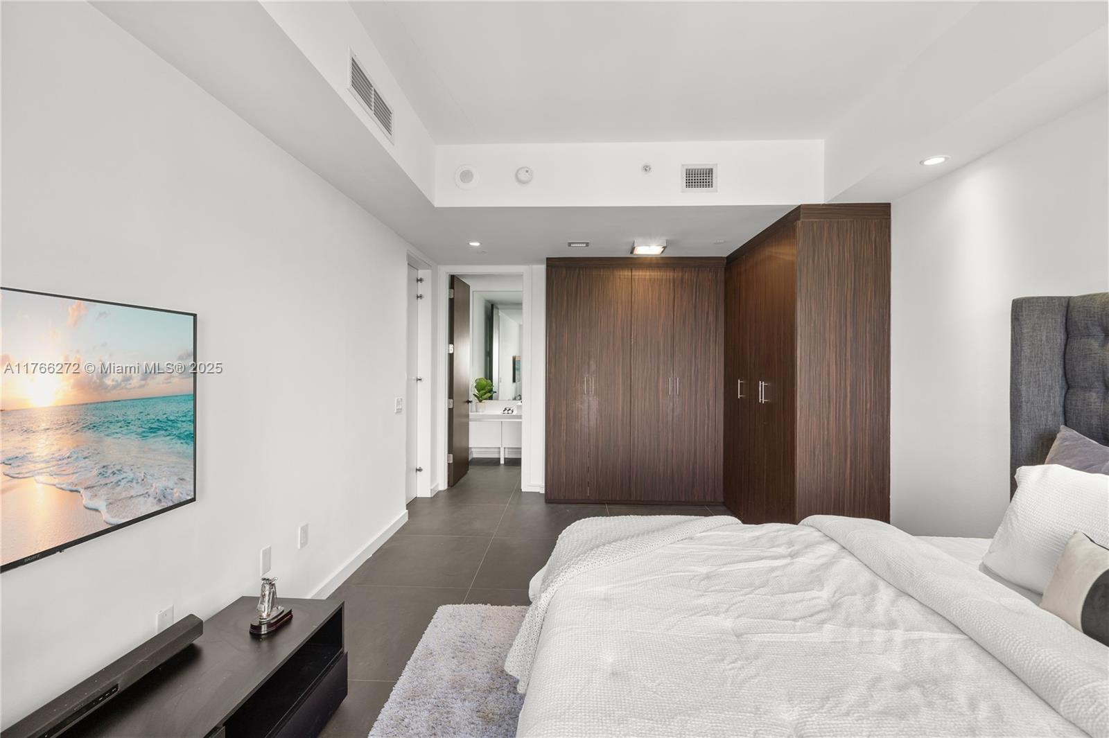 1100 Biscayne Boulevard, Unit 5303 Miami, FL 33132 - Photo 24 of 40