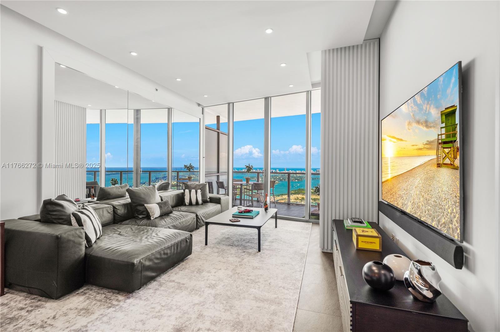 1100 Biscayne Boulevard, Unit 5303 Miami, FL 33132 - Photo 5 of 40