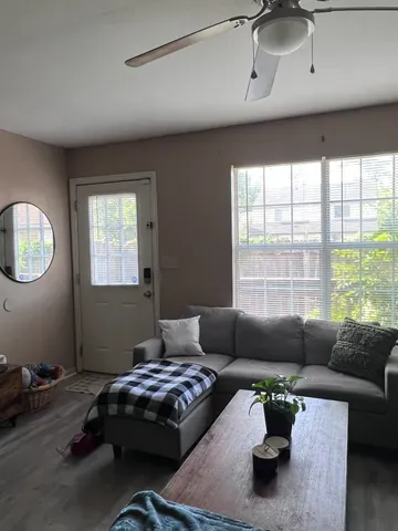 $1,350 | 2681 Tess Circle, Tallahassee, FL 32304