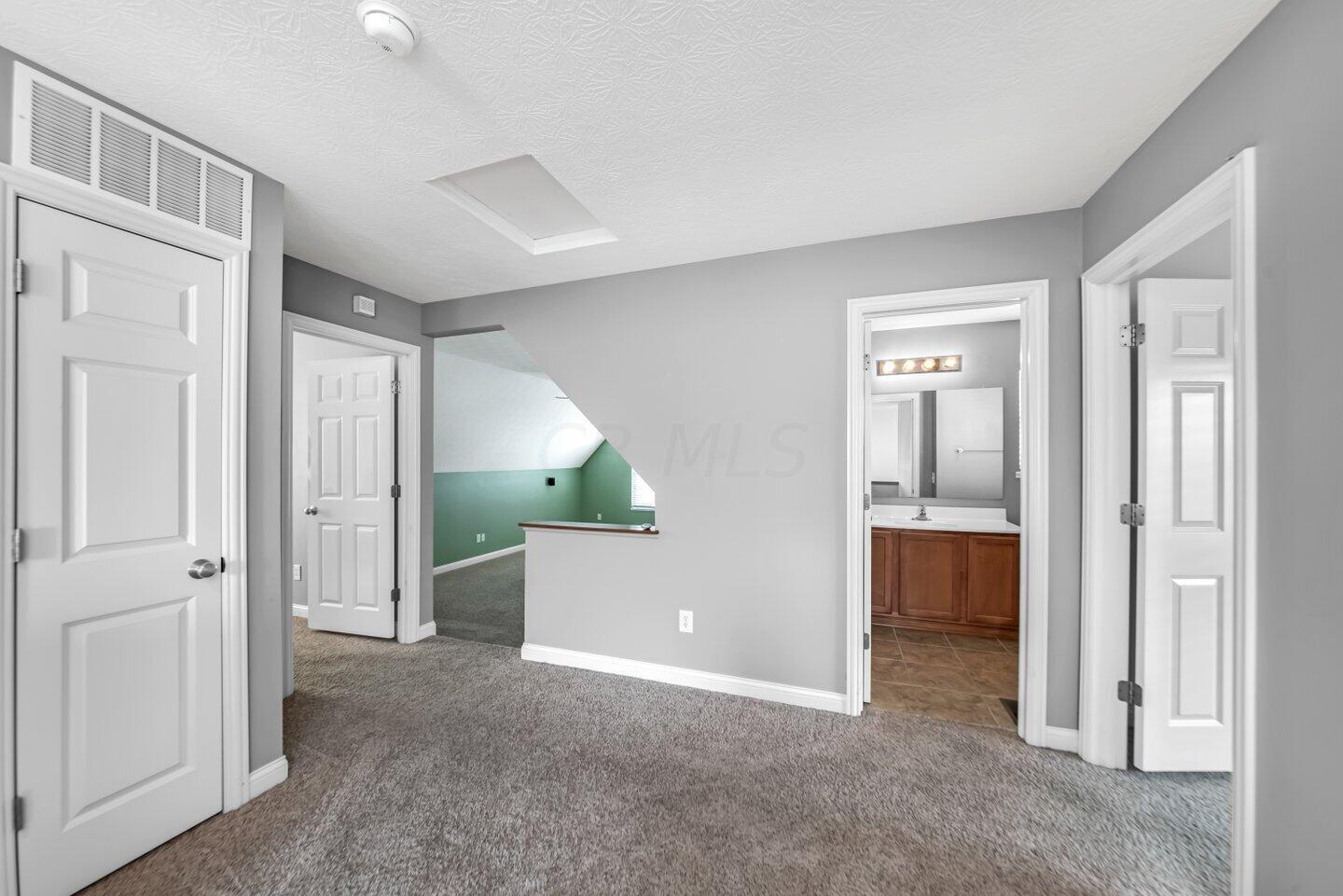 5934 Meehan Road Dublin, OH 43016 - Photo 17 of 26 Gallery Image 17