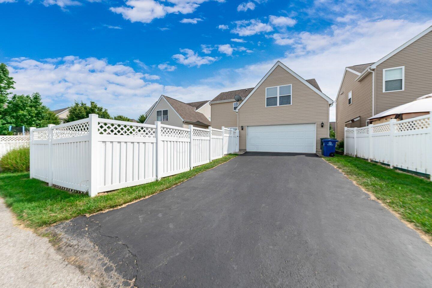 5934 Meehan Road Dublin, OH 43016 - Photo 3 of 26 Gallery Image 3