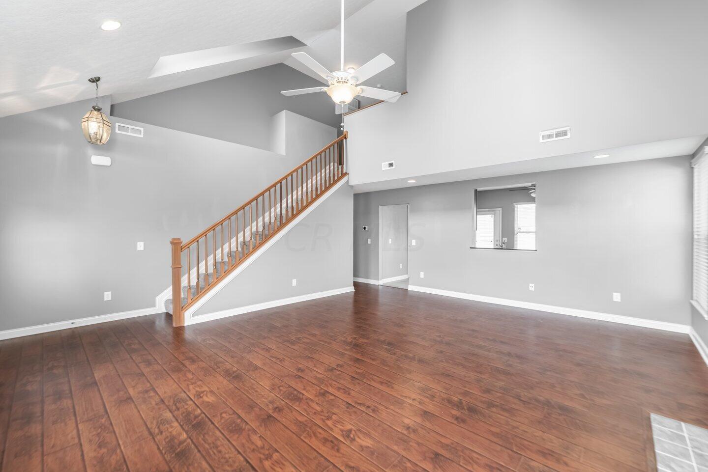 5934 Meehan Road Dublin, OH 43016 - Photo 5 of 26 Gallery Image 5