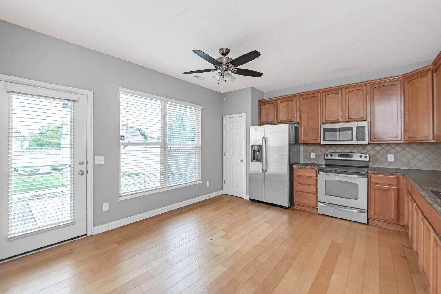 5934 Meehan Road Dublin, OH 43016 - Photo 7 of 26 Gallery Image 7