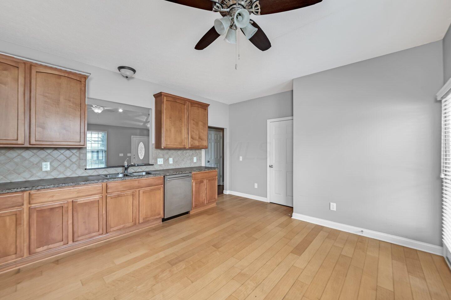 5934 Meehan Road Dublin, OH 43016 - Photo 9 of 26 Gallery Image 9