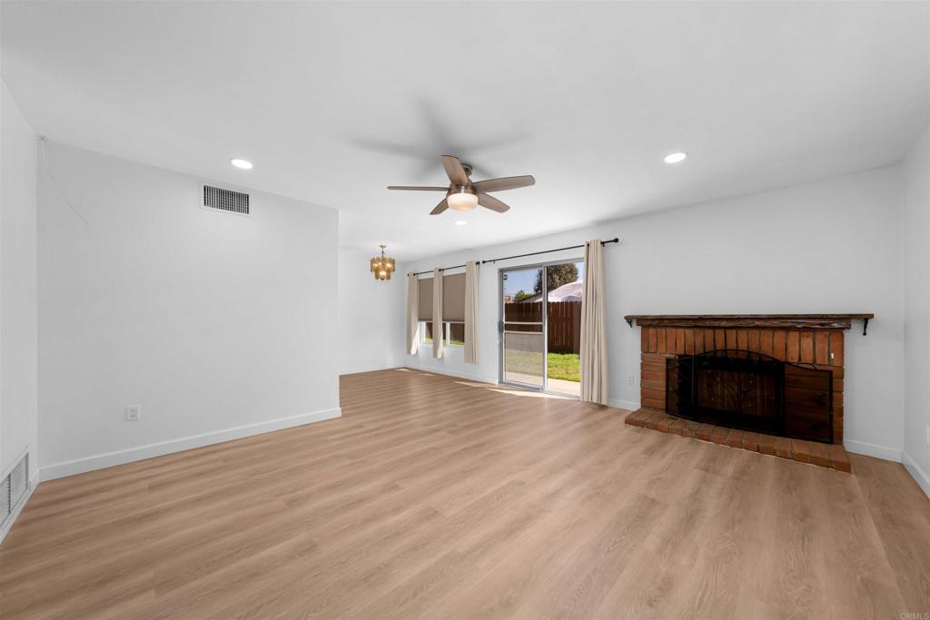 1549 Robbiejean Place El Cajon, CA 92019 - Photo 5 of 28