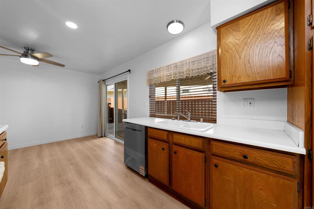 1549 Robbiejean Place El Cajon, CA 92019 - Photo 8 of 28