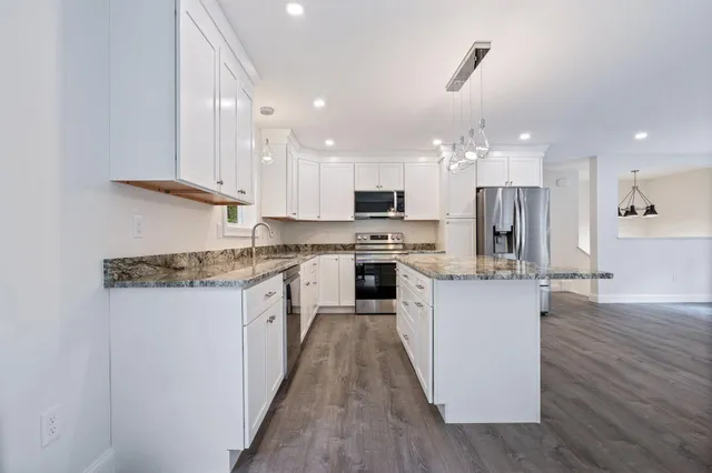 $499,000 | 25 Little Cove Road, Harrison, ME 04040