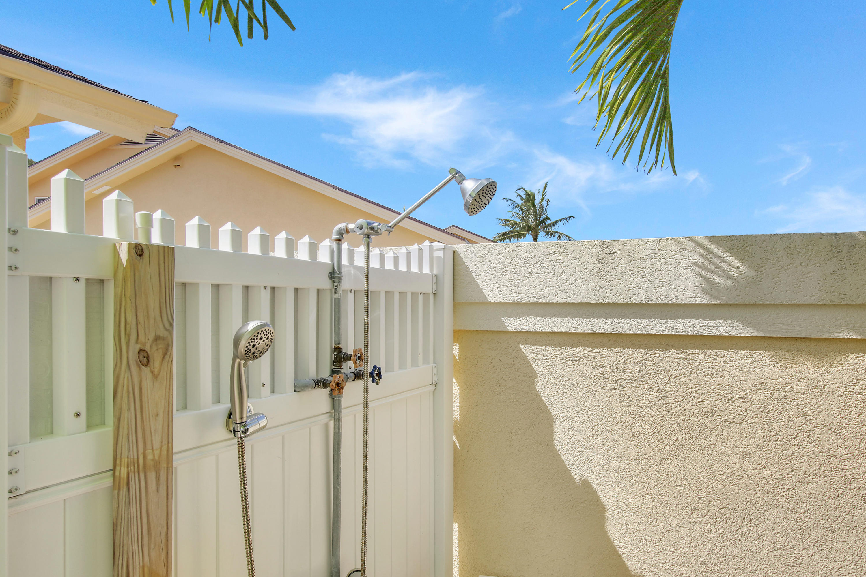 317 Ridge Road Jupiter, FL 33477 - Photo 25 of 33 Outdoor Shower