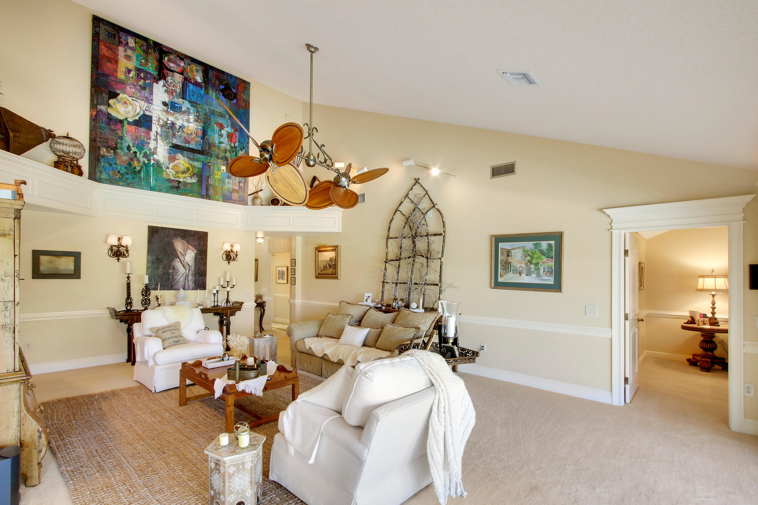317 Ridge Road Jupiter, FL 33477 - Photo 5 of 33 Living Room
