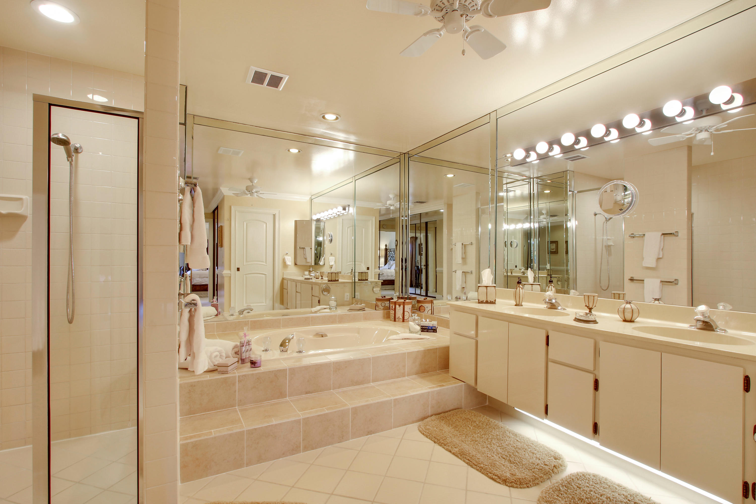 317 Ridge Road Jupiter, FL 33477 - Photo 8 of 33 Master Bathroom
