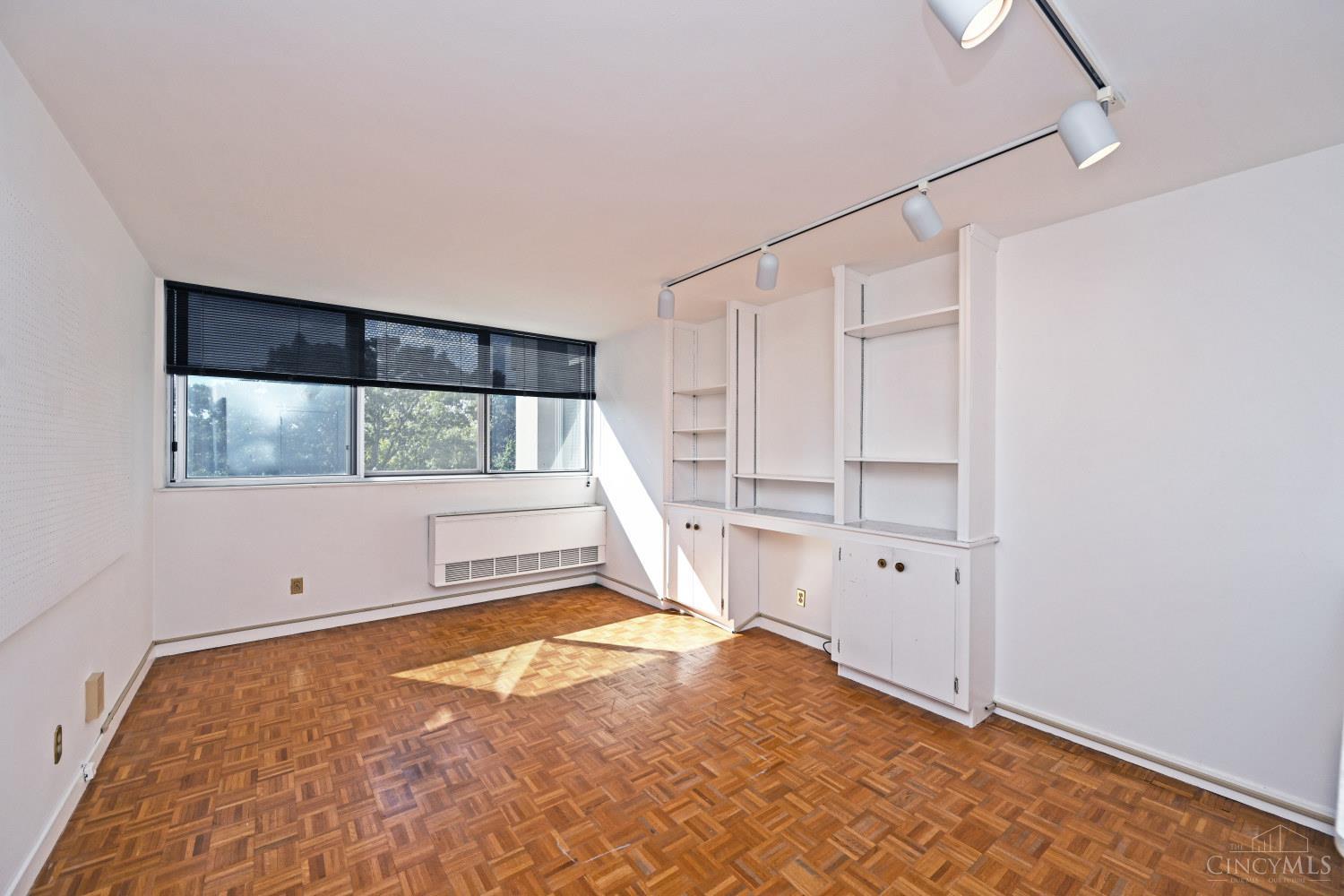 2324 Madison Road, Unit 602 Cincinnati, OH 45208 - Photo 25 of 39 Gallery Image 25