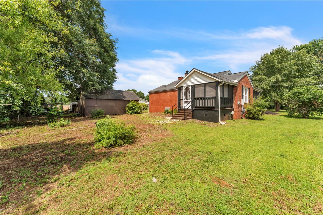 111 Riley Street Westminster, SC 29693 - Photo 32 of 32 Gallery Image 32