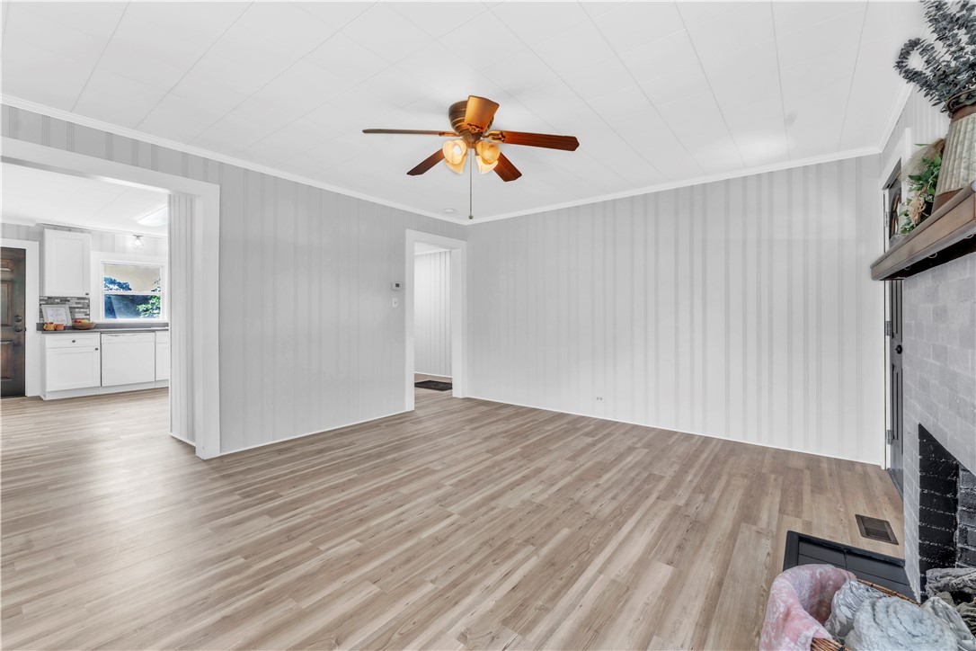 111 Riley Street Westminster, SC 29693 - Photo 8 of 32 Gallery Image 8