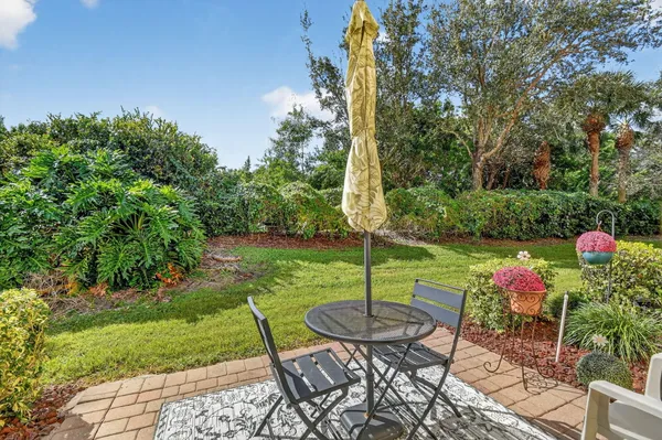 $382,500 | 7476 Sarentino Lane, Unit 121, Boynton Beach, FL 33437