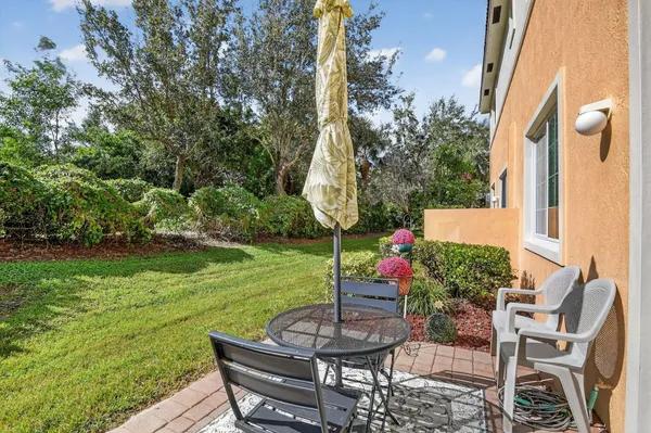 $382,500 | 7476 Sarentino Lane, Unit 121, Boynton Beach, FL 33437