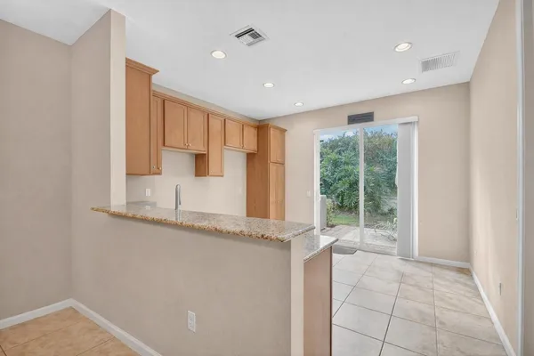 $382,500 | 7476 Sarentino Lane, Unit 121, Boynton Beach, FL 33437