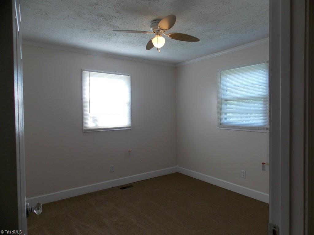 360 Poole Road Thomasville, NC 27360 - Photo 9 of 12 bedroom