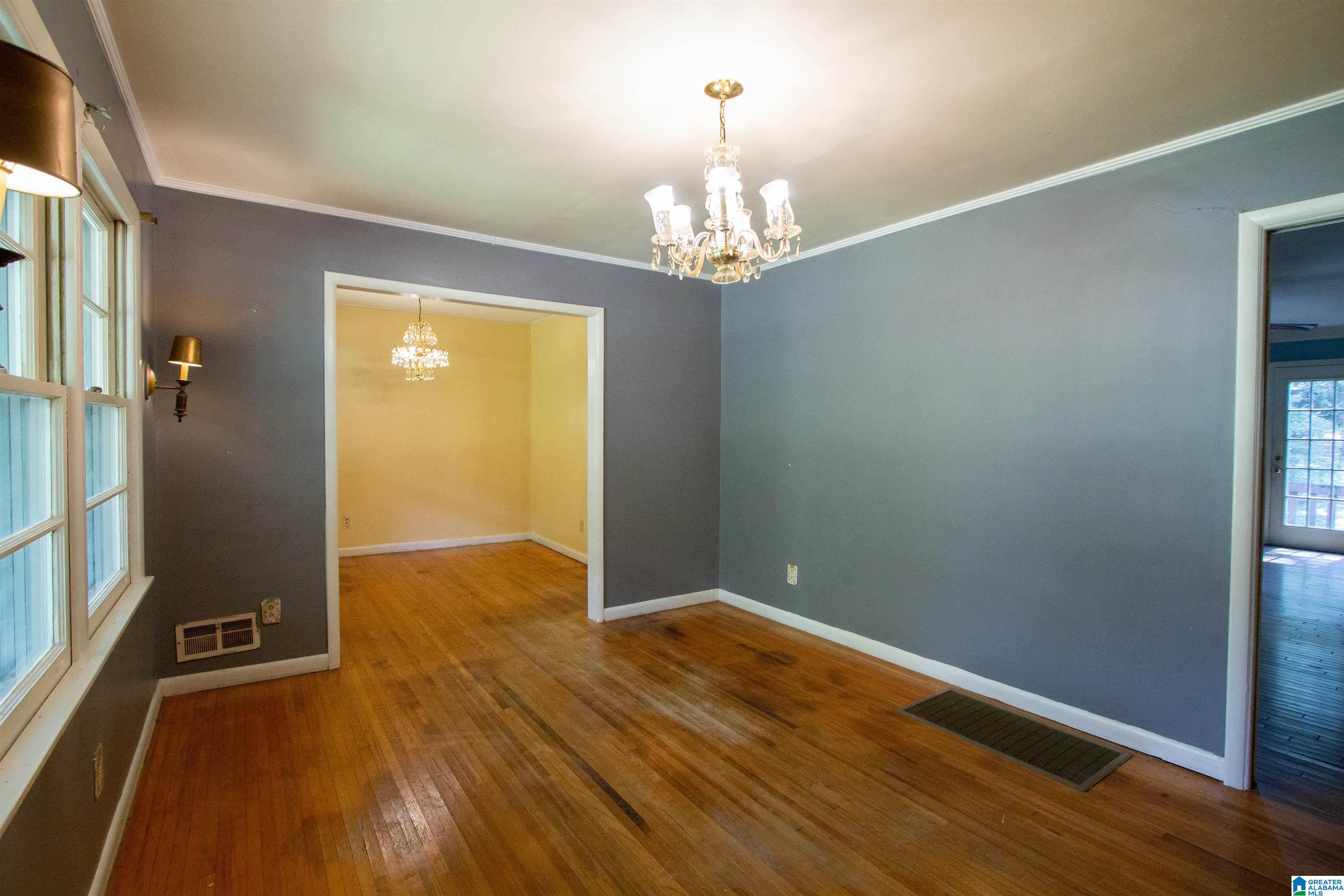 404 Valley Road Birmingham, AL 35206 - Photo 3 of 29