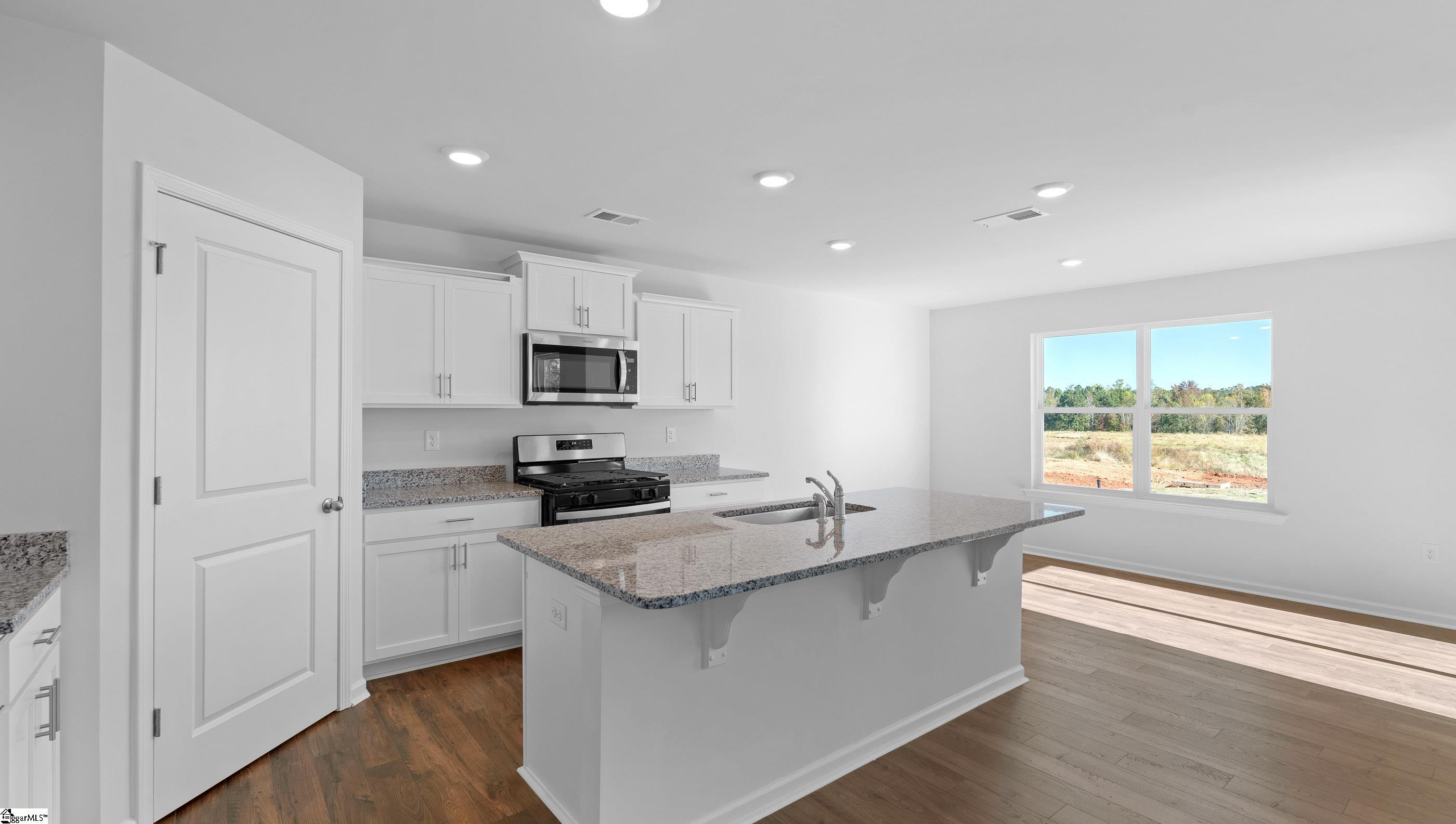 1876 Bridle Lane Moore, SC 29369 - Photo 7 of 26