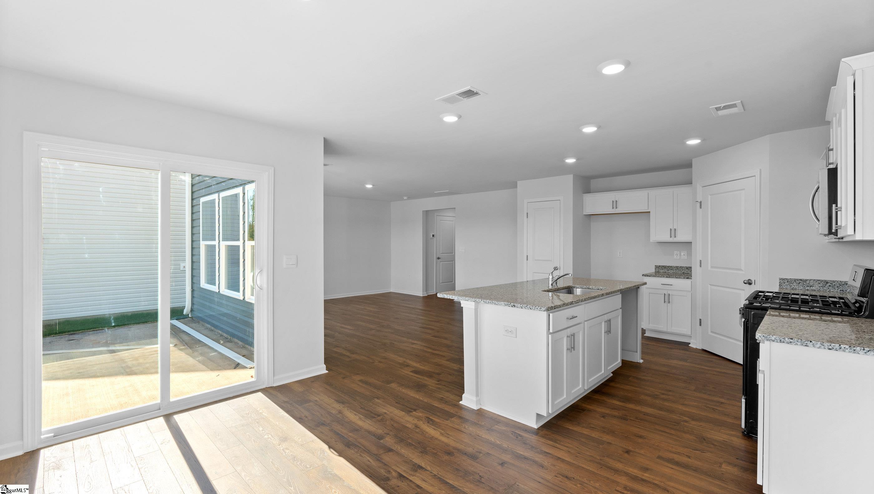 1876 Bridle Lane Moore, SC 29369 - Photo 9 of 26