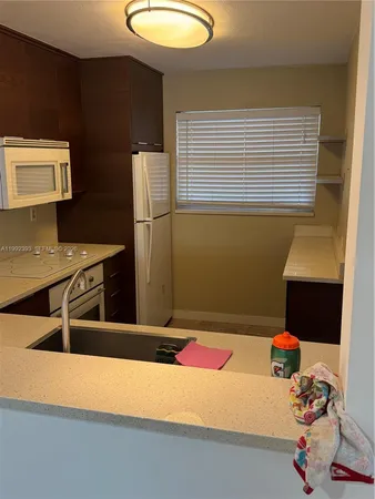$2,700 | 1811 Sabal Palm Drive, Unit 403, Davie, FL 33324