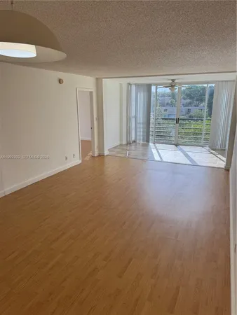 $2,700 | 1811 Sabal Palm Drive, Unit 403, Davie, FL 33324