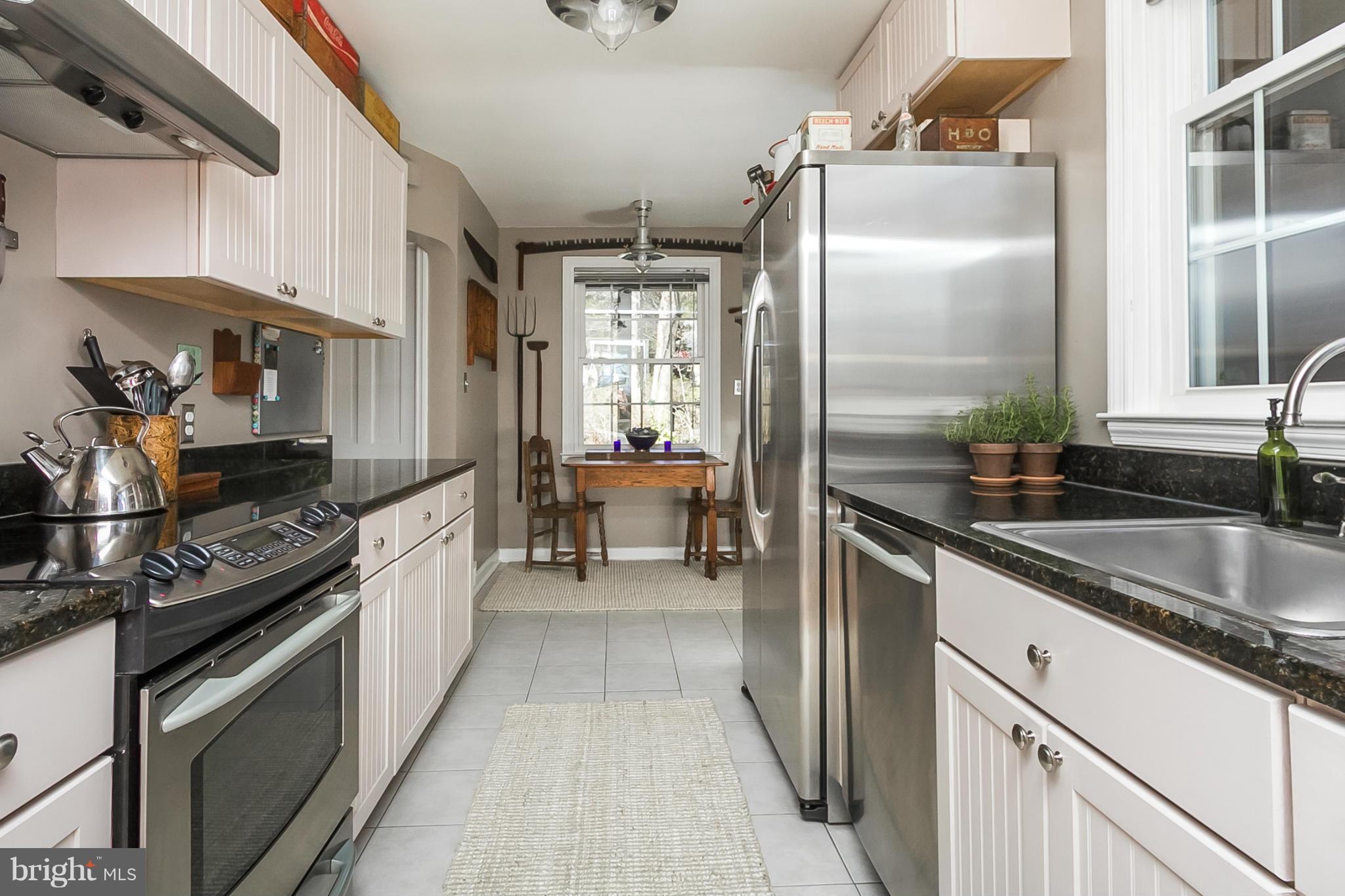 6803 Ridgewood Road Baltimore, MD 21239 - Photo 8 of 29 Kitchen