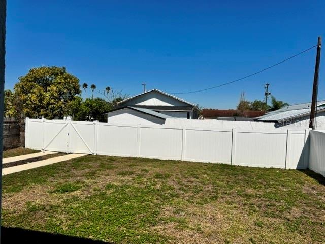 2531 West Walnut Street Tampa, FL 33607 - Photo 16 of 18