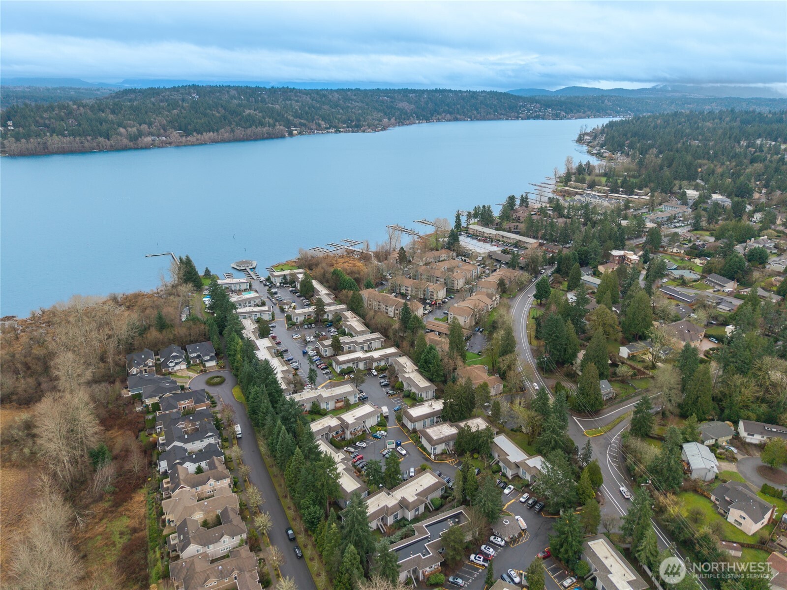 17203 Northeast 45th Street, Unit 47 Redmond, WA 98052 - Photo 24 of 28
