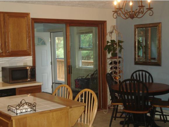 385 Hackett Hill Road Hooksett, NH 03106 - Photo 5 of 22