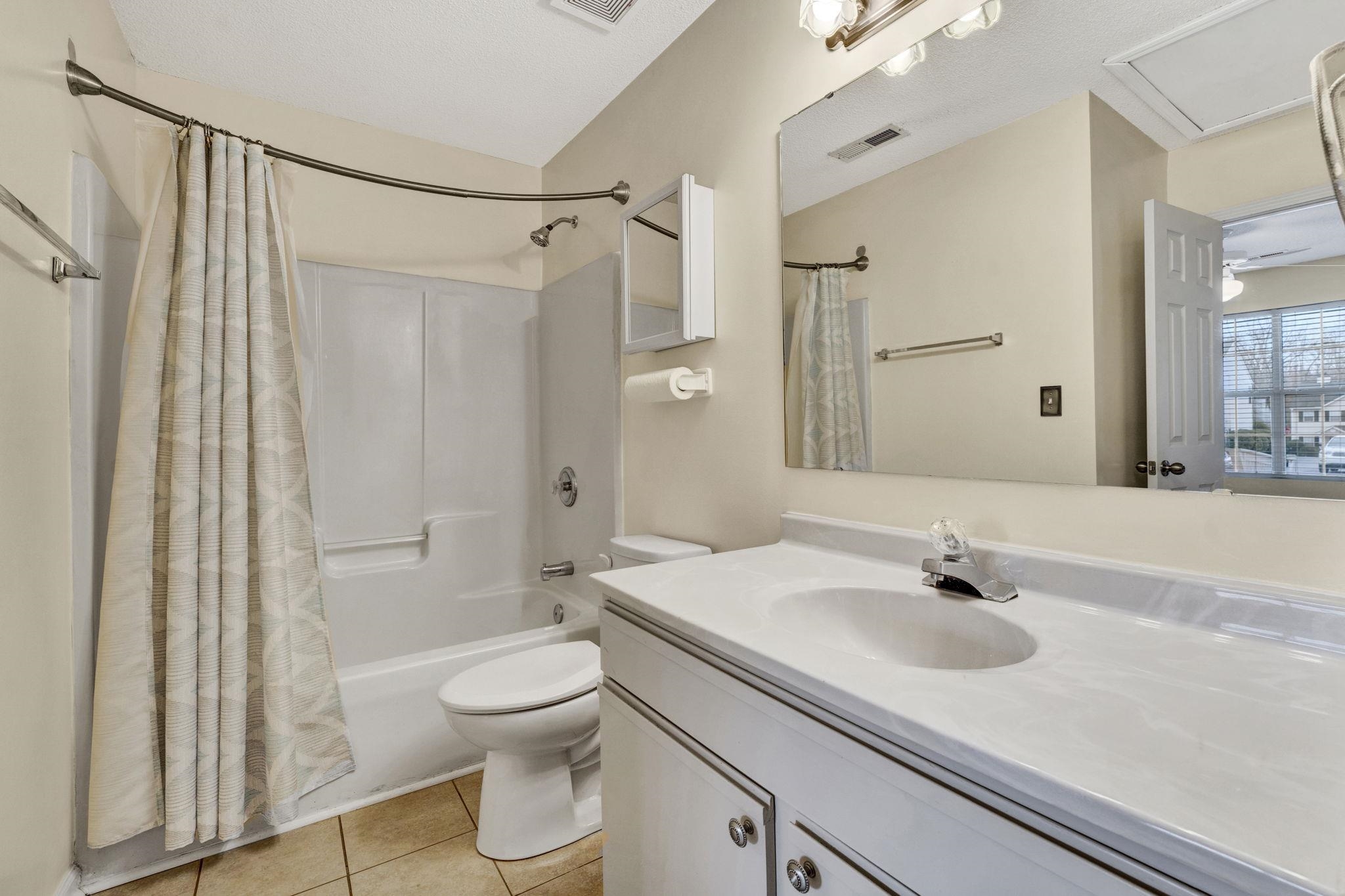3 Hayfield Lane Greer, SC 29650 - Photo 12 of 28 Gallery Image 12