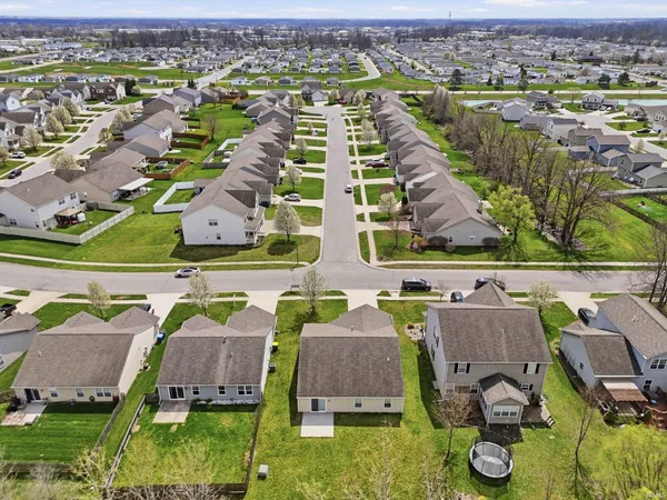 $264,900 | 4104 Ravens Cove Run, Fort Wayne, IN 46818