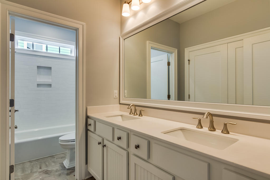 1525 Red Tide Road Mount Pleasant, SC 29466 - Photo 23 of 46 27