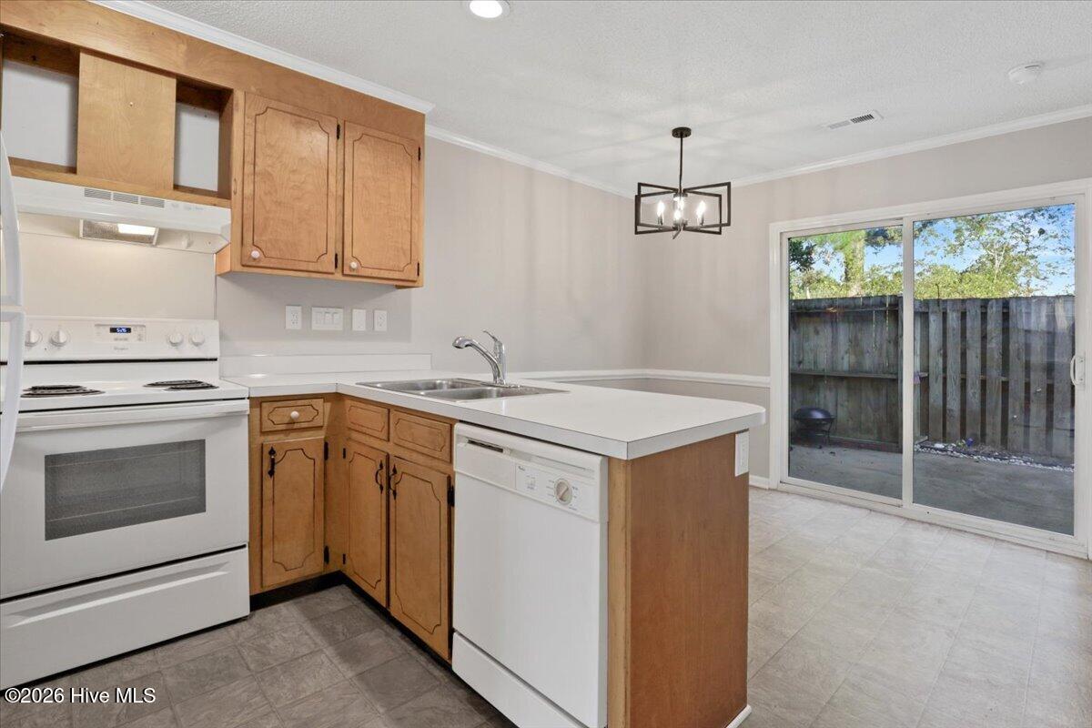 1005 Spring Forest Road, Unit G2 Greenville, NC 27834 - Photo 10 of 30 Gallery Image 10