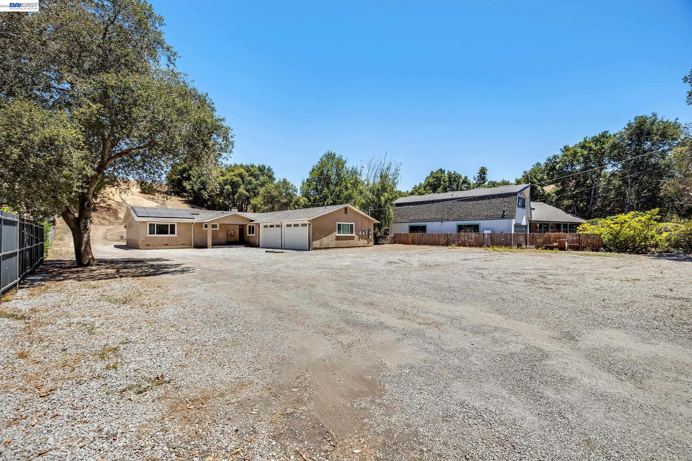 6344 Palo Verde Road Castro Valley, CA 94552 - Photo 14 of 56