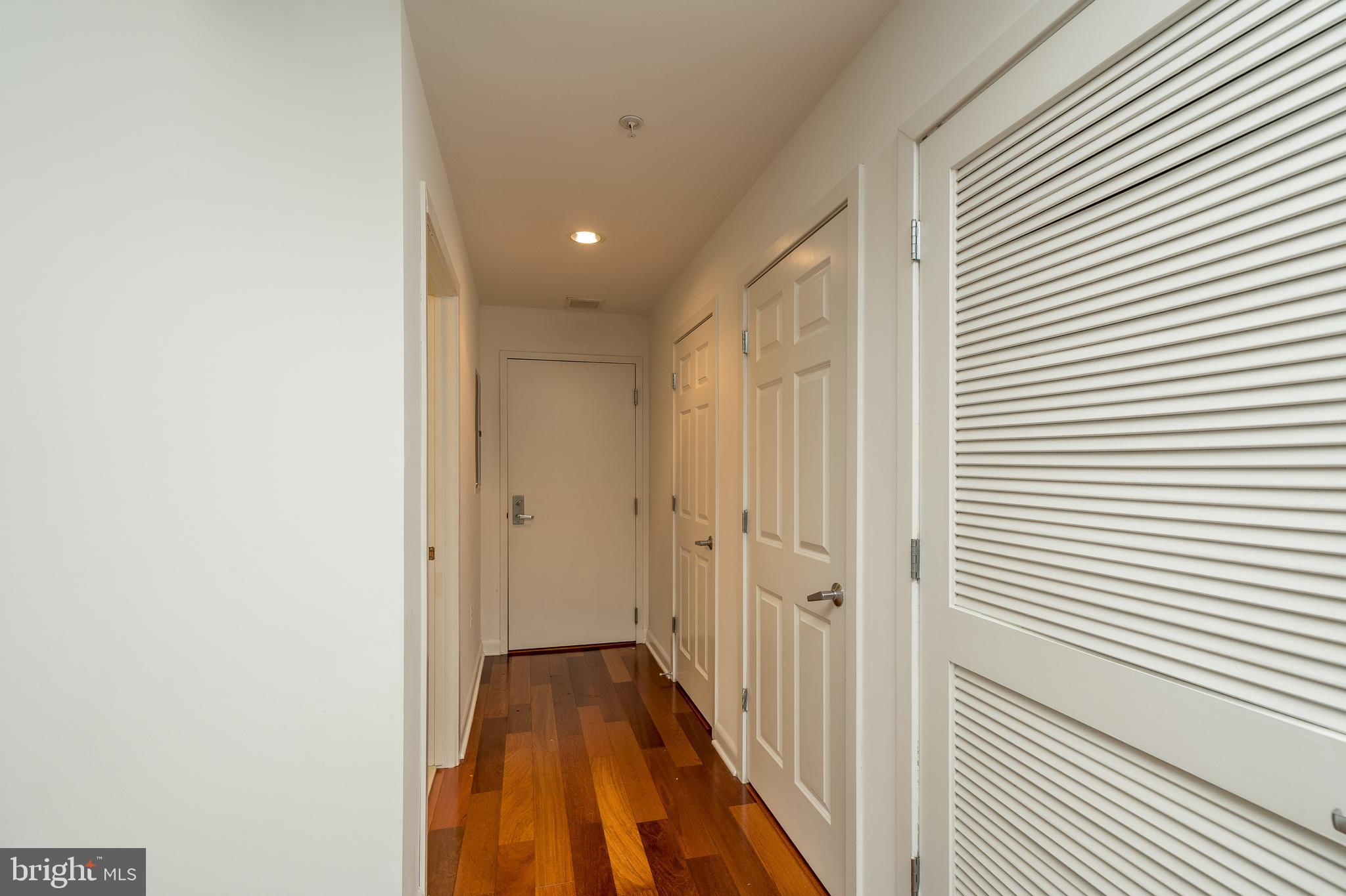 22 South Front Street, Unit 305 Philadelphia, PA 19106 - Photo 22 of 34