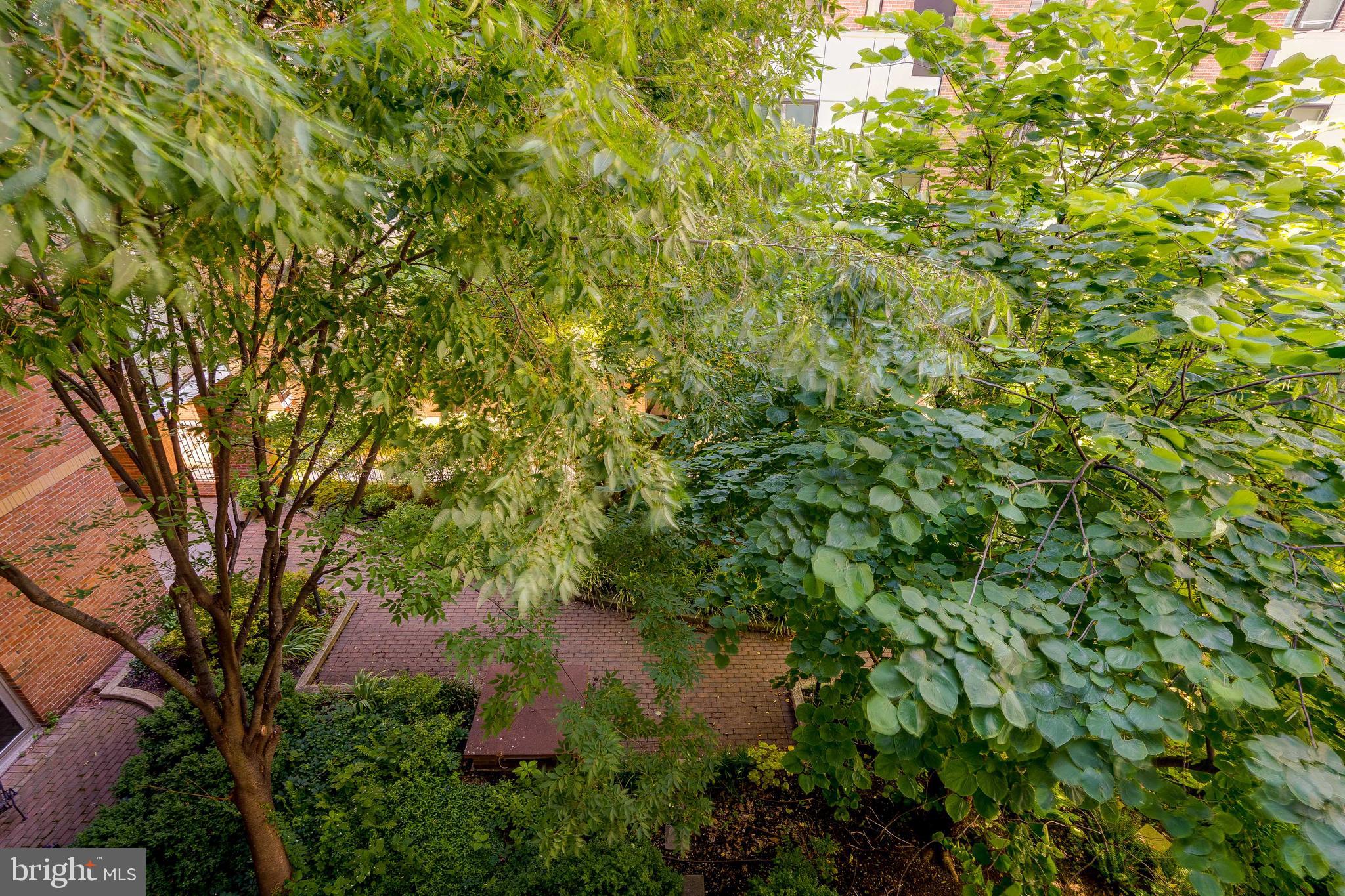 22 South Front Street, Unit 305 Philadelphia, PA 19106 - Photo 28 of 34