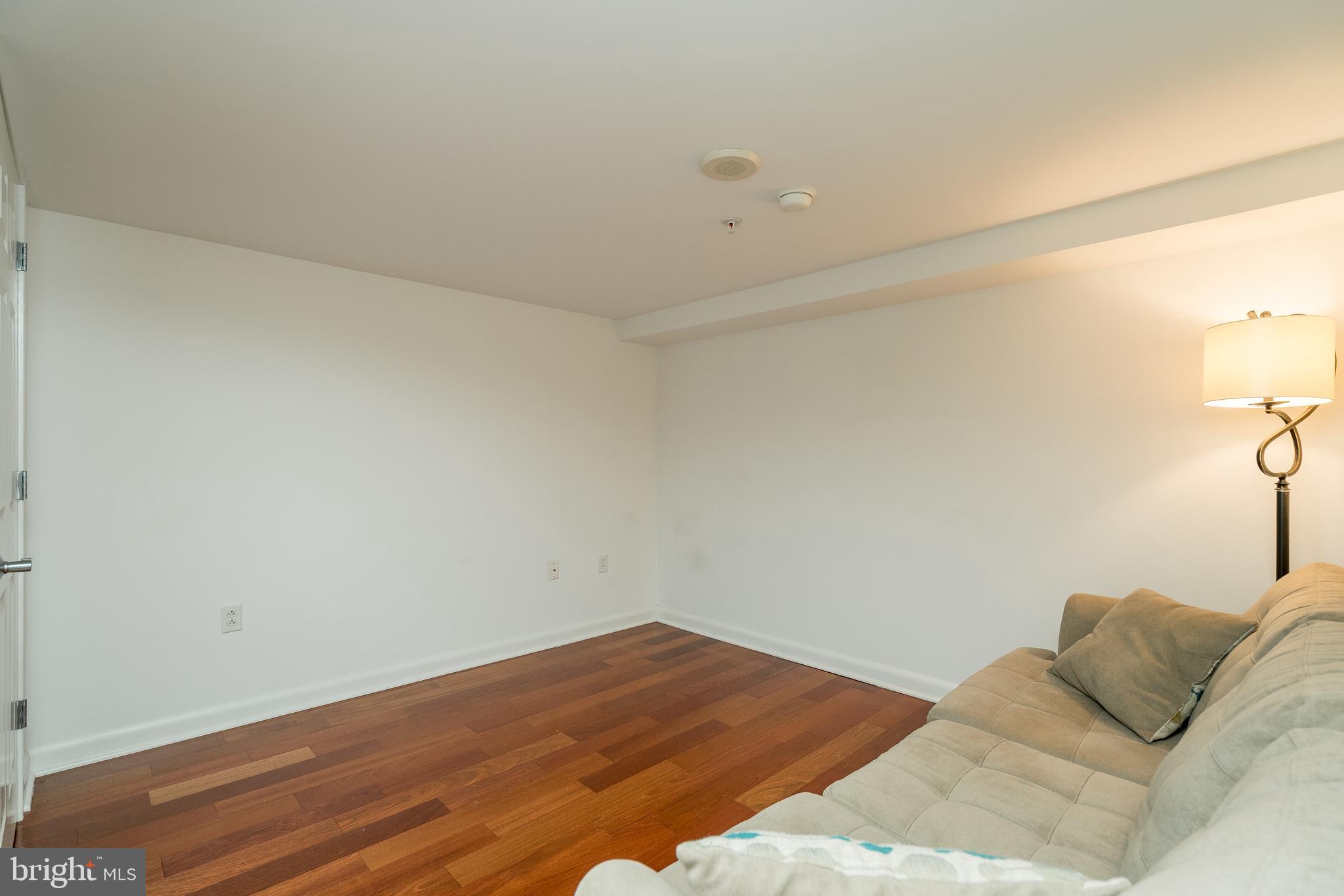 22 South Front Street, Unit 305 Philadelphia, PA 19106 - Photo 10 of 34