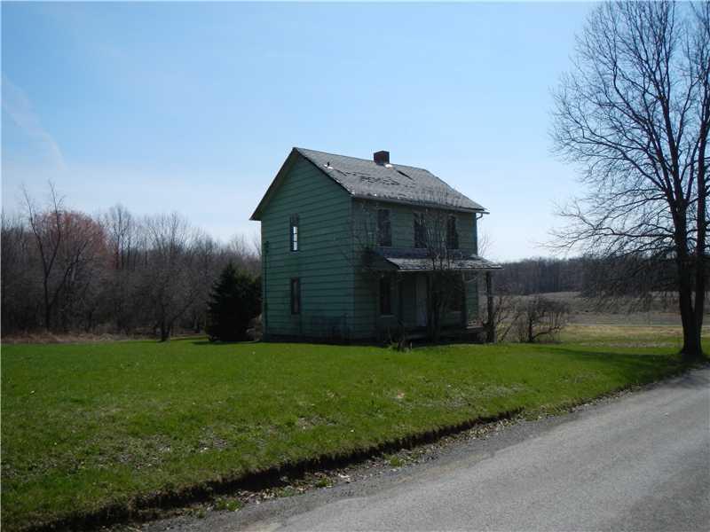 710 Old Mercer Road Mercer, PA 16137 - Photo 15 of 17 Exterior Front.