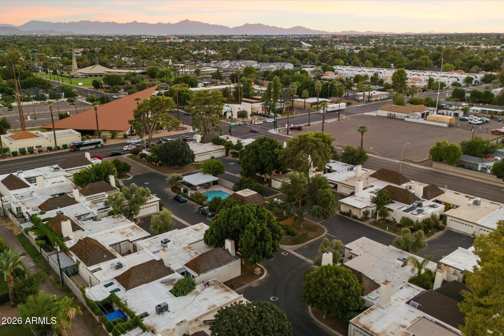 7005 North Barbados Place Phoenix, AZ 85021 - Photo 40 of 42 an aerial view of multiple house