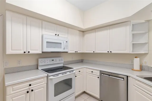 $1,850 | 5411 Admiral Way, Unit 4101, Oxford, FL 34484