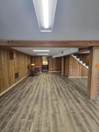 $425,000 | 20041 East Chippewa Drive, Evart, MI 49631