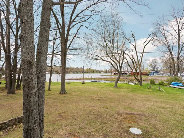 $425,000 | 20041 East Chippewa Drive, Evart, MI 49631