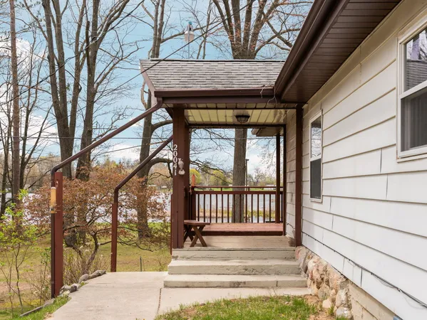 $425,000 | 20041 East Chippewa Drive, Evart, MI 49631