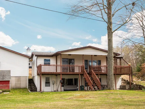 $425,000 | 20041 East Chippewa Drive, Evart, MI 49631