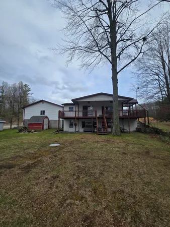 $425,000 | 20041 East Chippewa Drive, Evart, MI 49631