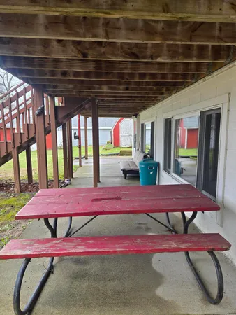 $425,000 | 20041 East Chippewa Drive, Evart, MI 49631
